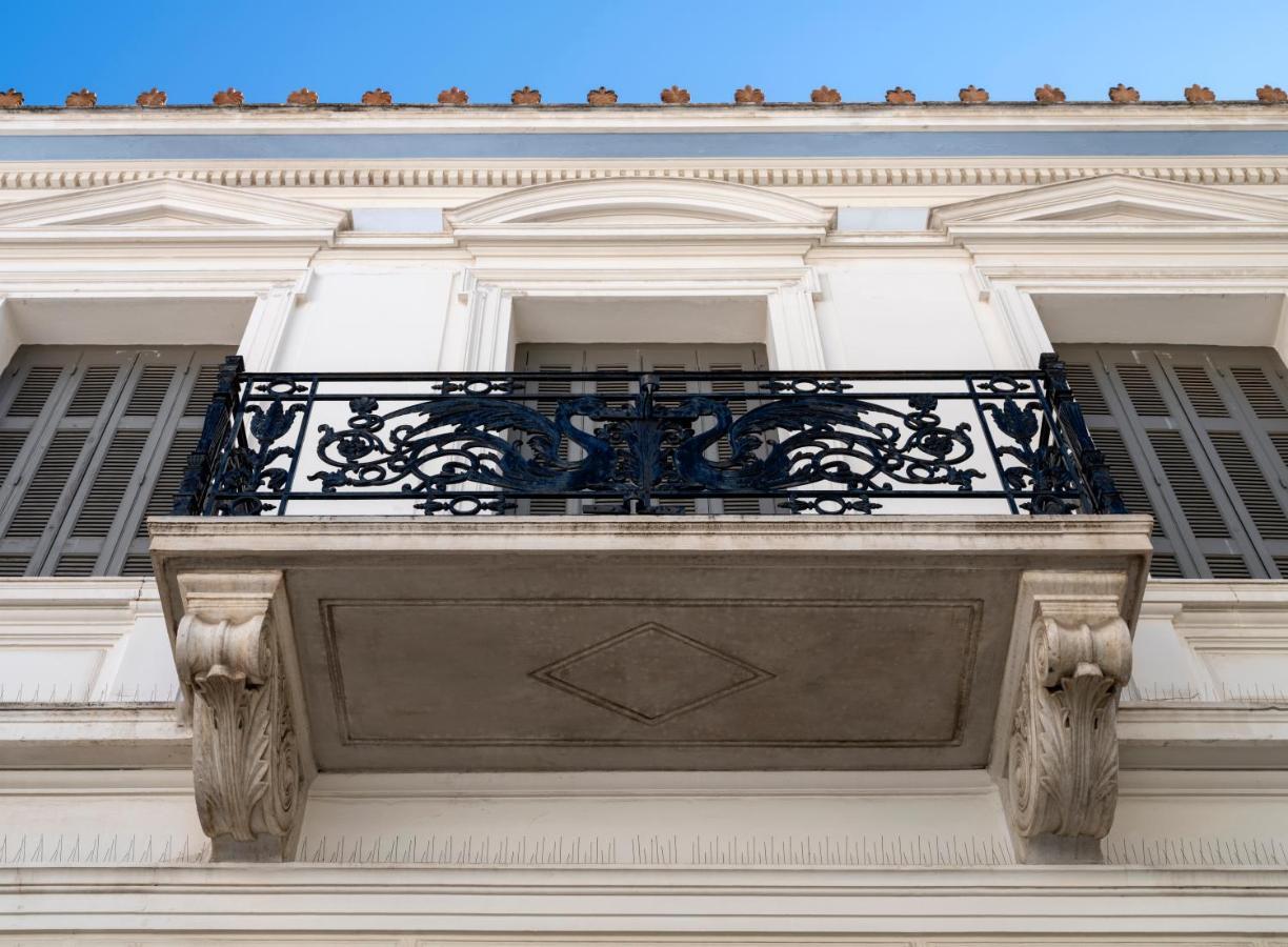 Вилла The White House In Plaka By Jj Hospitality Афины Экстерьер фото