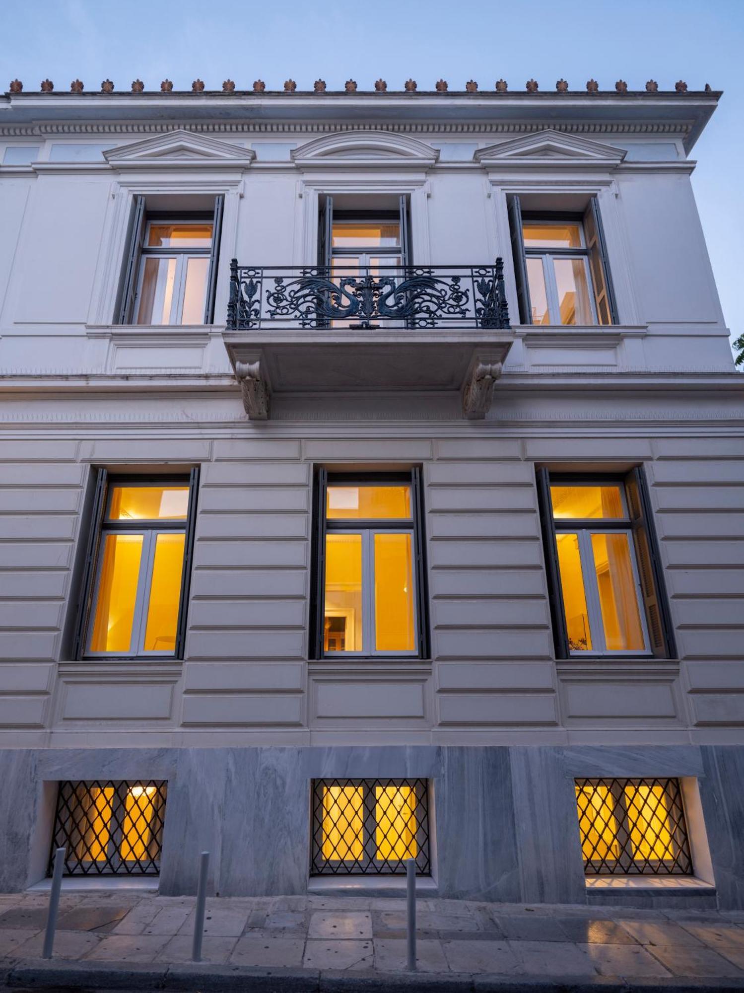Вилла The White House In Plaka By Jj Hospitality Афины Экстерьер фото
