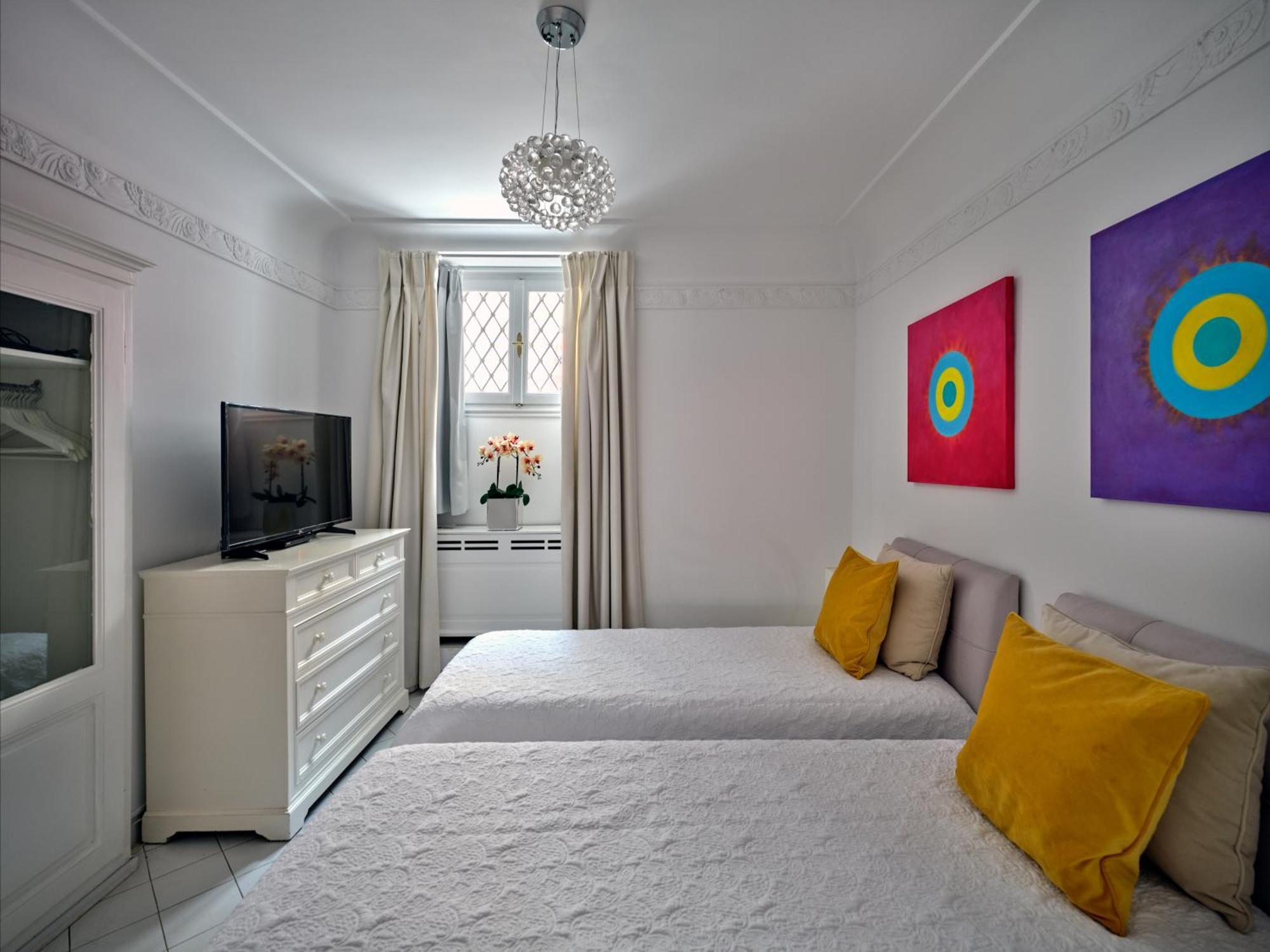 Вилла The White House In Plaka By Jj Hospitality Афины Экстерьер фото